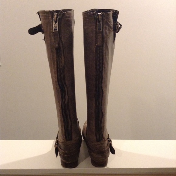 Steve Madden Rovvee Light Brown Leather Tall Boots - Picture 3 of 6